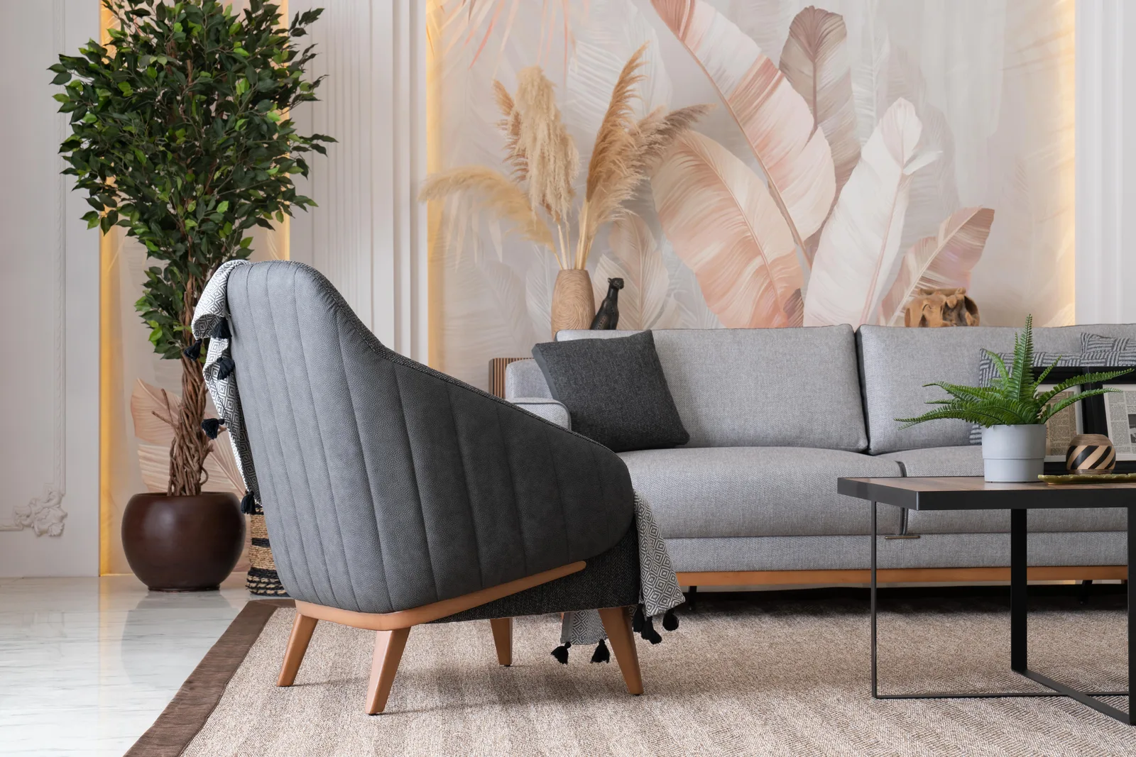 Cassa Armchair
