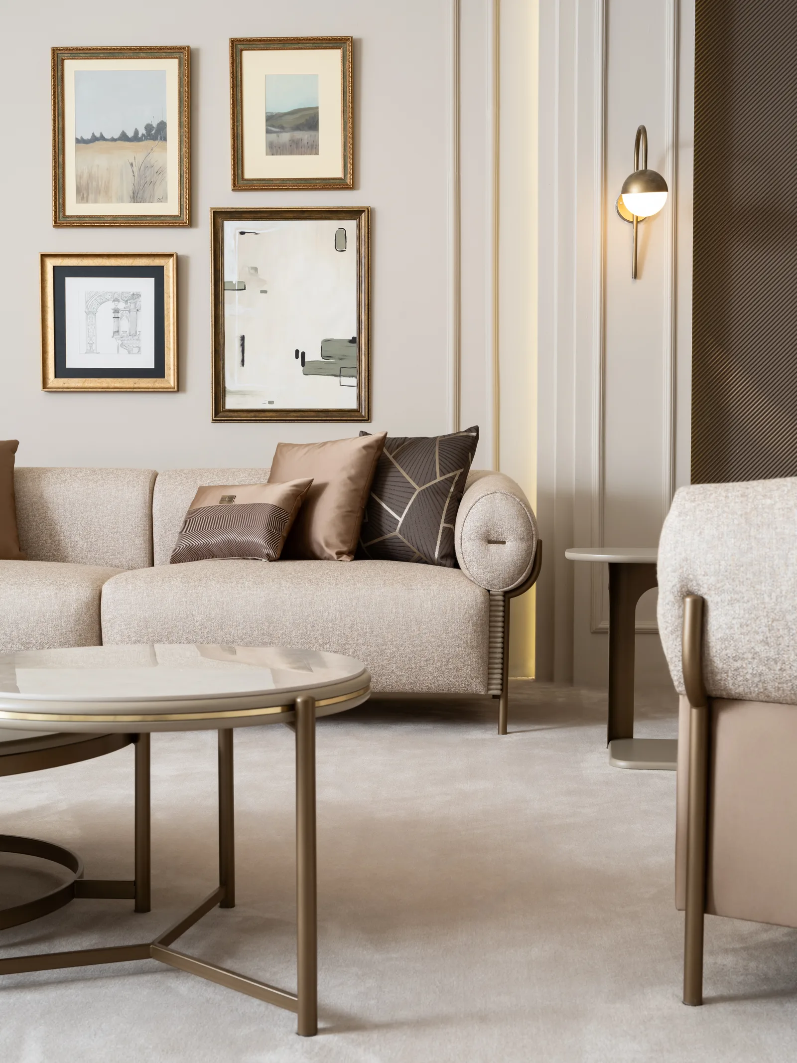 Opera Armchair