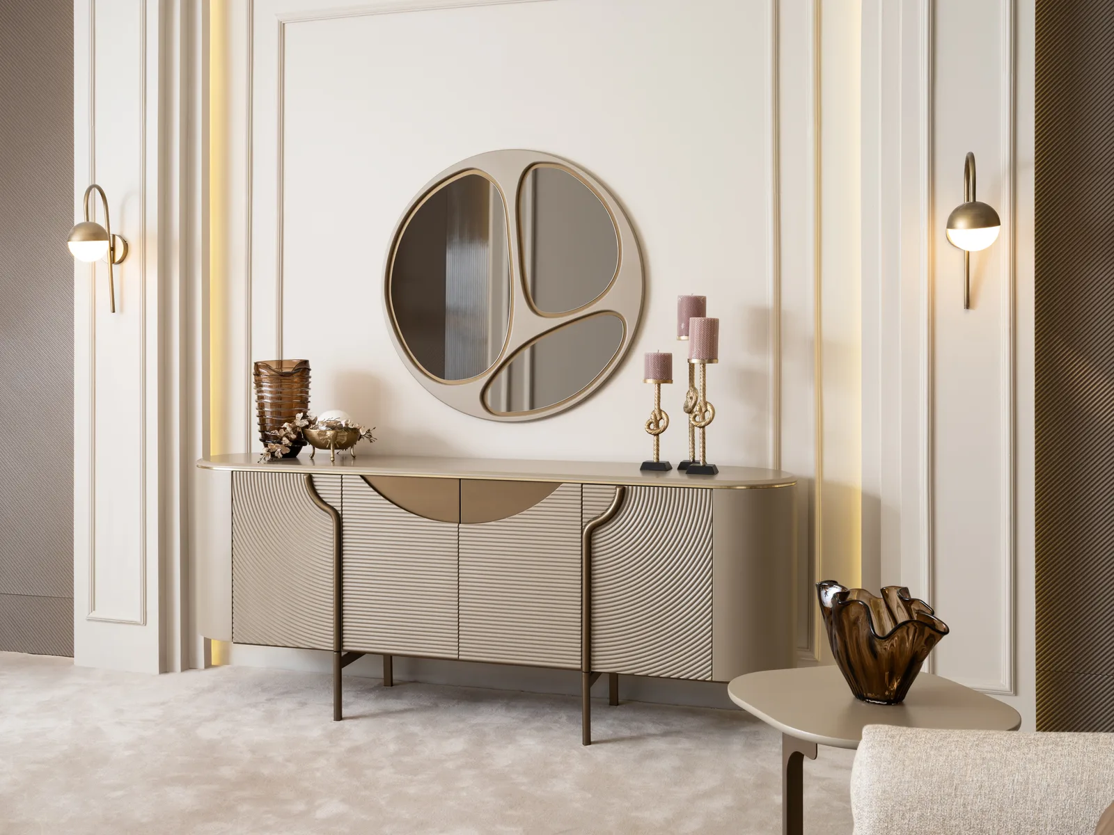 Opera Mirror