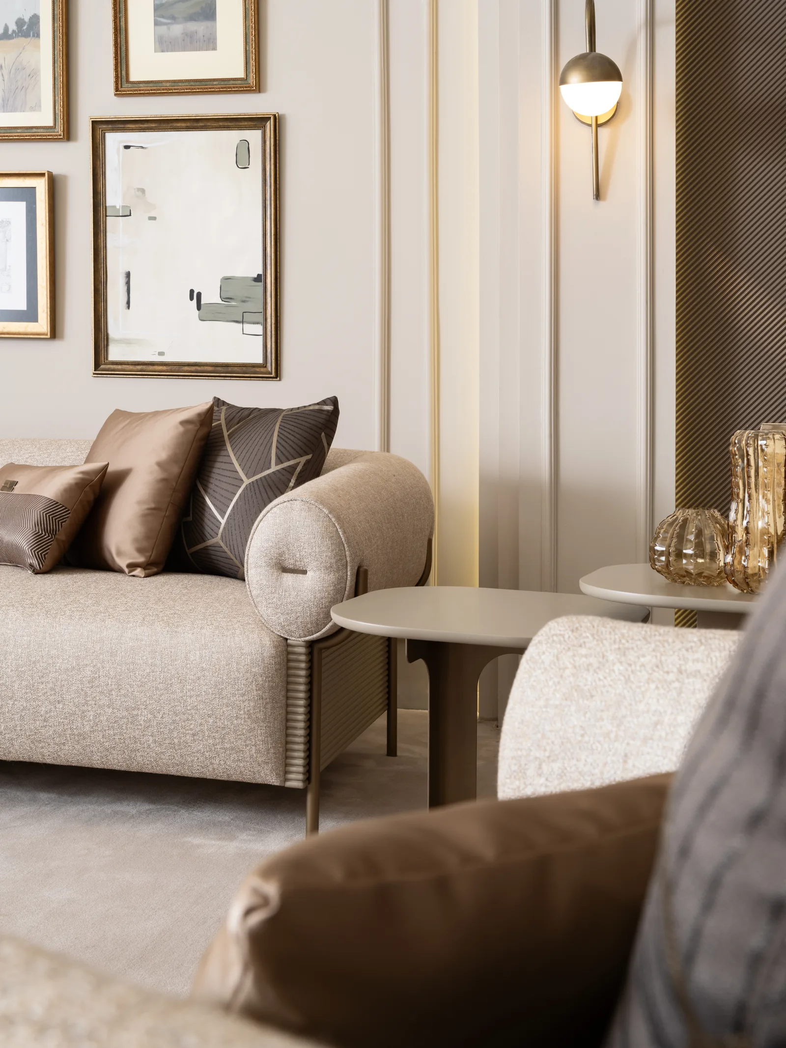 Opera Nesting Tables