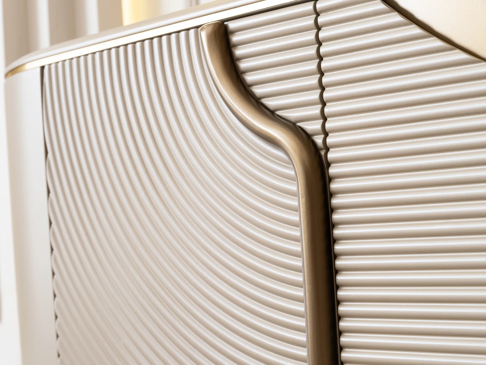 Opera TV Unit - 4