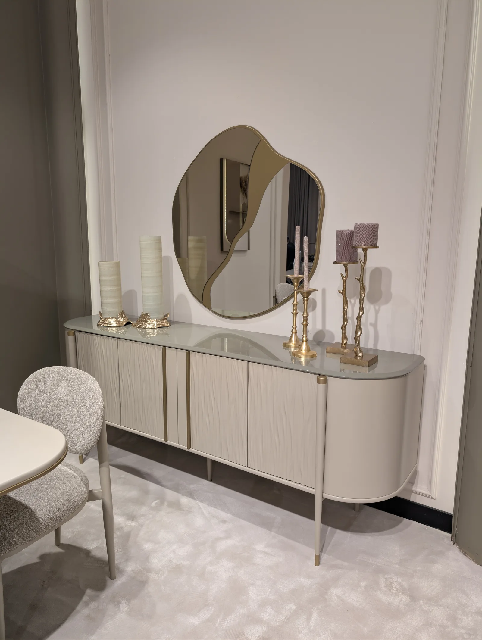 Velora Console
